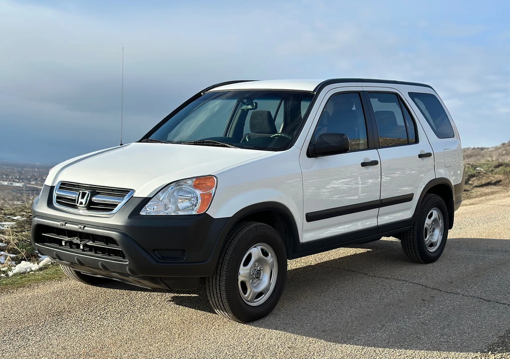 2004 Honda CR-V 2nd Gen - Image 24 of 31