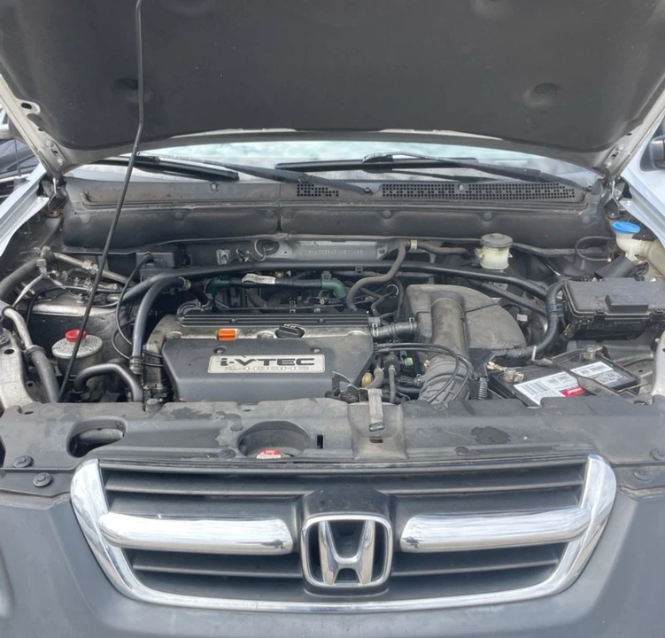 2004 Honda CR-V 2nd Gen - Image 13 of 13