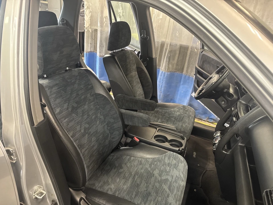 2004 Honda CR-V 2nd Gen - Image 15 of 20