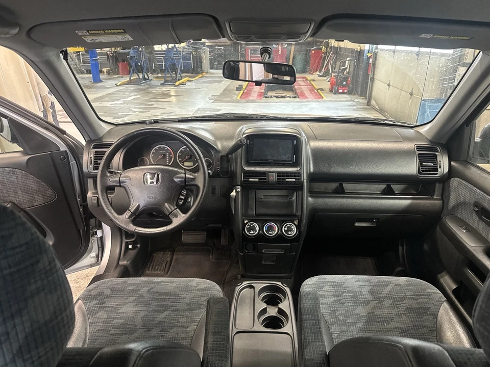 2004 Honda CR-V 2nd Gen - Image 14 of 20