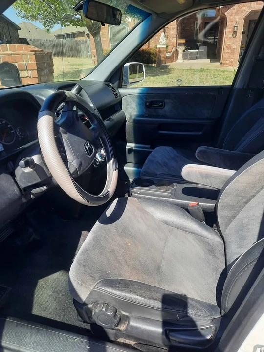 2004 Honda CR-V 2nd Gen - Image 10 of 11