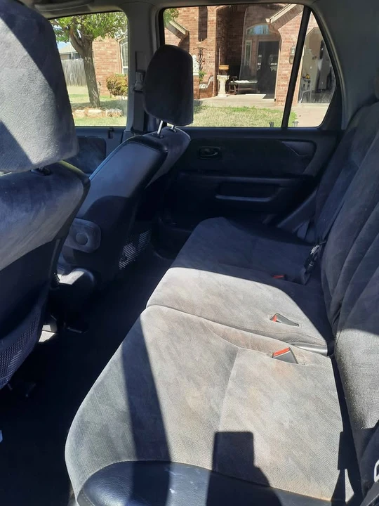 2004 Honda CR-V 2nd Gen - Image 11 of 11