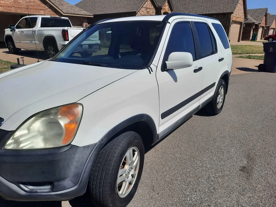2004 Honda CR-V 2nd Gen - Image 7 of 11