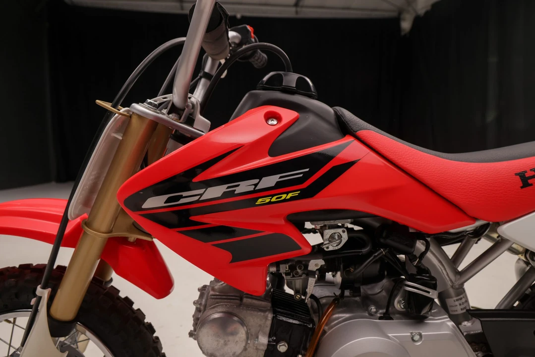 2004 Honda CRF - Image 16 of 31