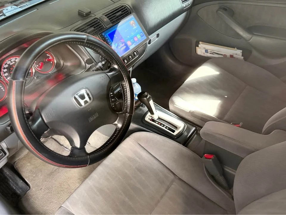 2004 Honda Civic 7th Gen - Image 9 of 14