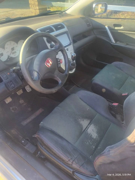 2004 Honda Civic 7th Gen - Image 4 of 4