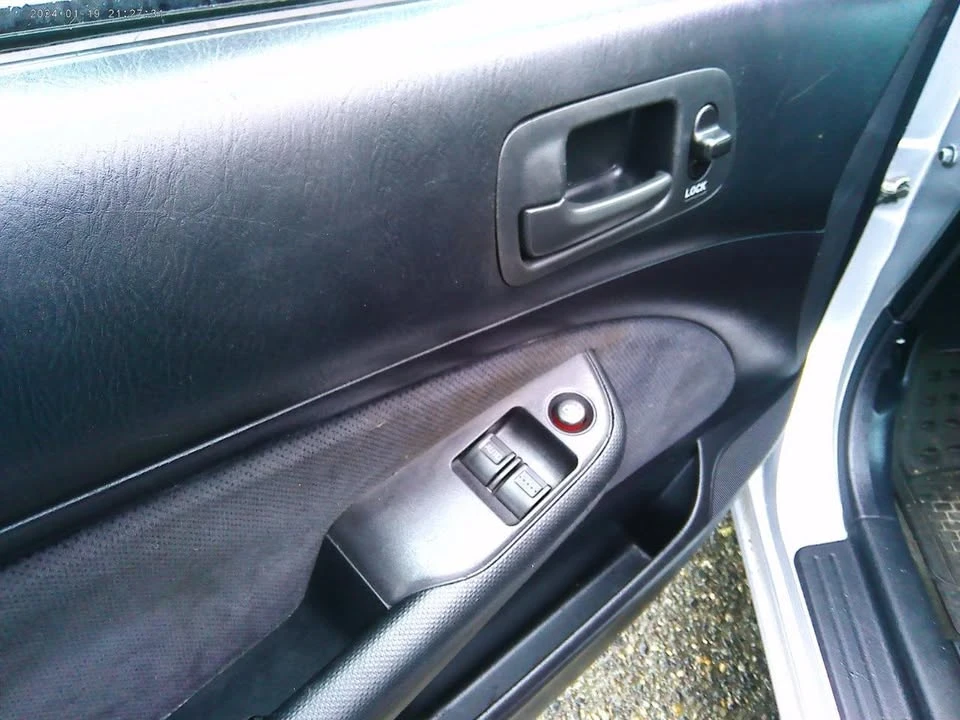 2004 Honda Civic 7th Gen - Image 6 of 9