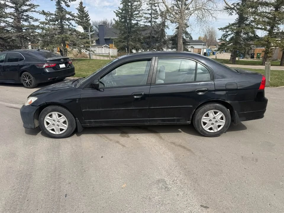 2004 Honda Civic 7th Gen - Image 2 of 8