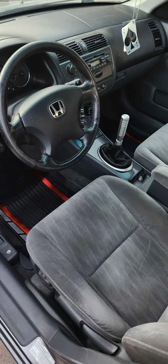 2004 Honda Civic 7th Gen - Image 8 of 11
