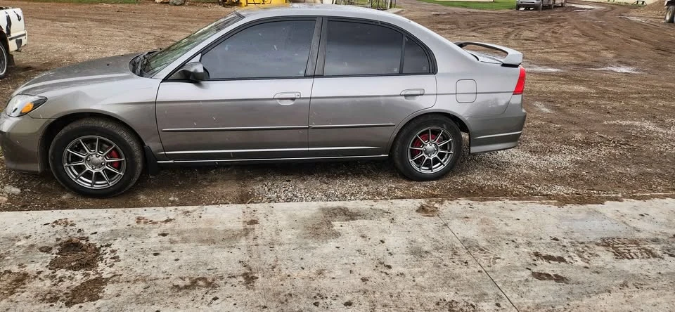 2004 Honda Civic 7th Gen - Image 2 of 11