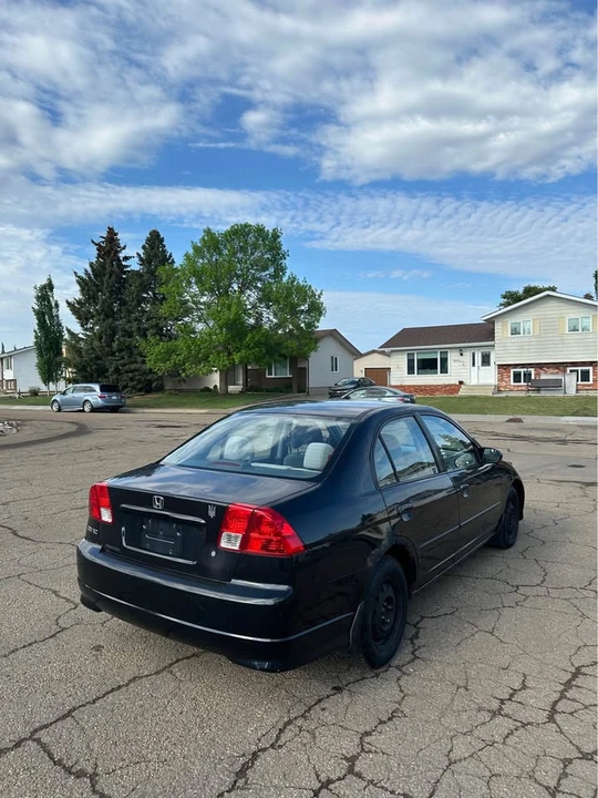 2004 Honda Civic 7th Gen - Image 3 of 14