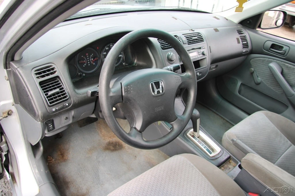 2004 Honda Civic 7th Gen - Image 13 of 21