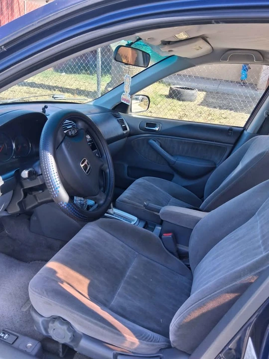 2004 Honda Civic 7th Gen - Image 5 of 6