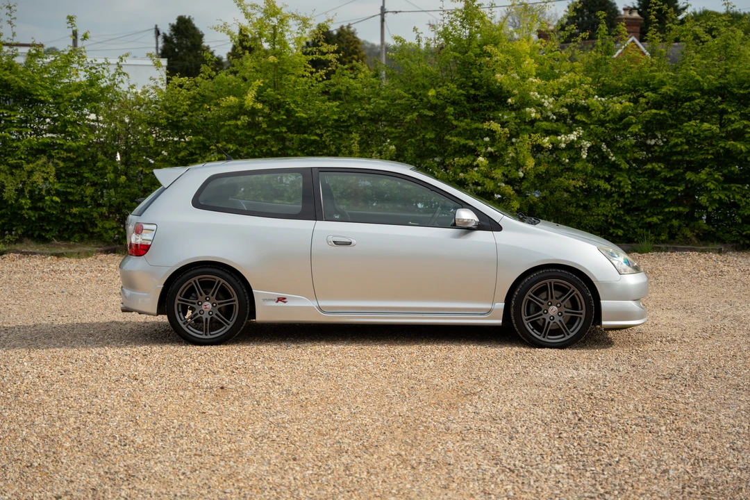 2004 Honda EP3 Civic Type R - Image 8 of 31
