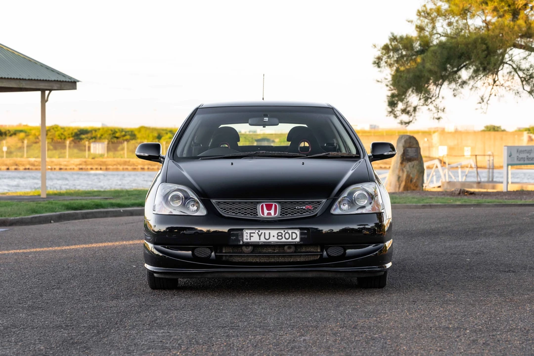 2004 Honda EP3 Civic Type R - Image 2 of 31