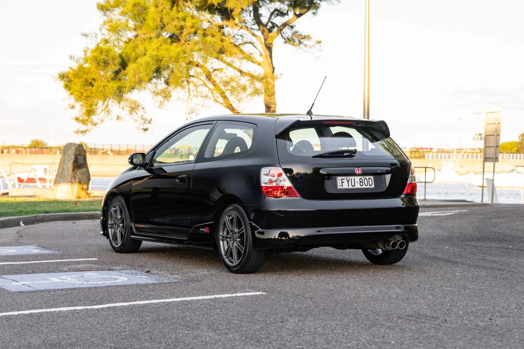 2004 Honda EP3 Civic Type R - Image 7 of 31