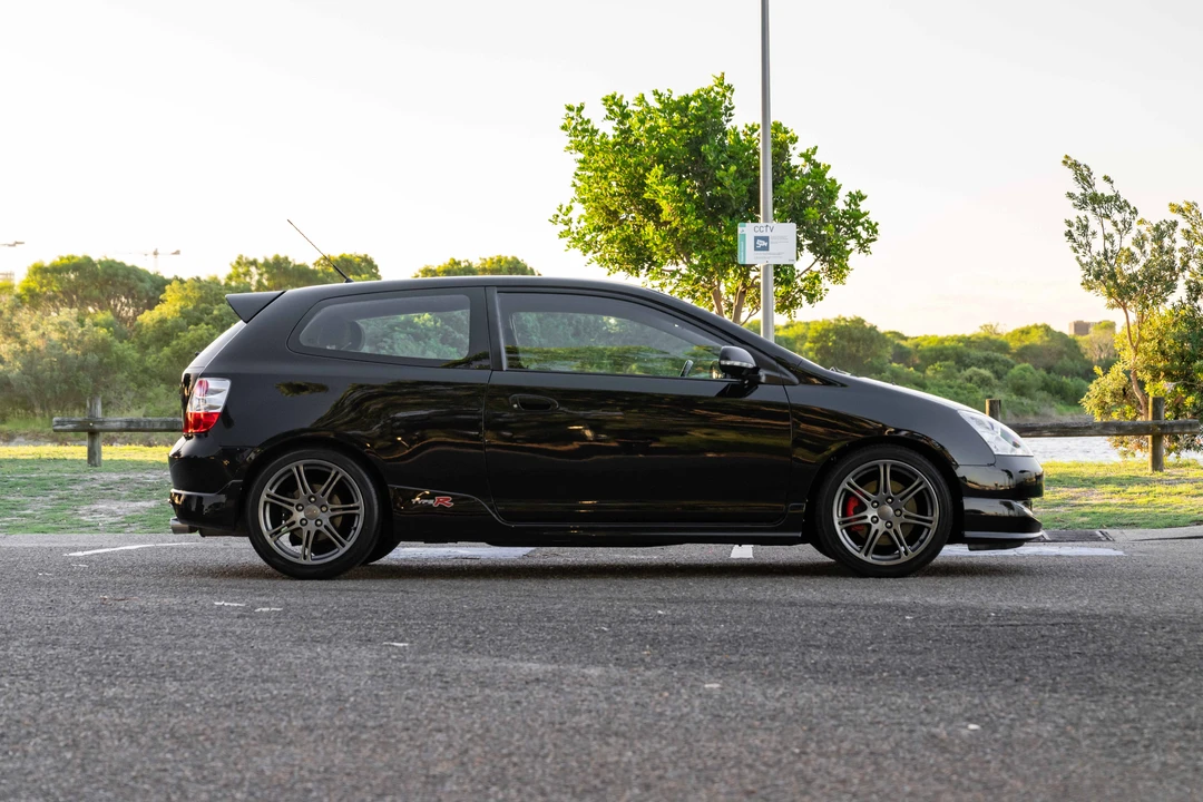 2004 Honda EP3 Civic Type R - Image 4 of 31