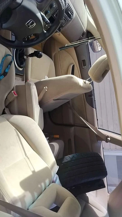 2004 Honda Civic 7th Gen - Image 5 of 12