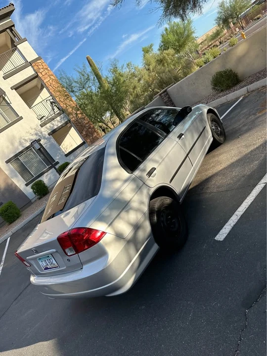 2004 Honda Civic 7th Gen - Image 4 of 11