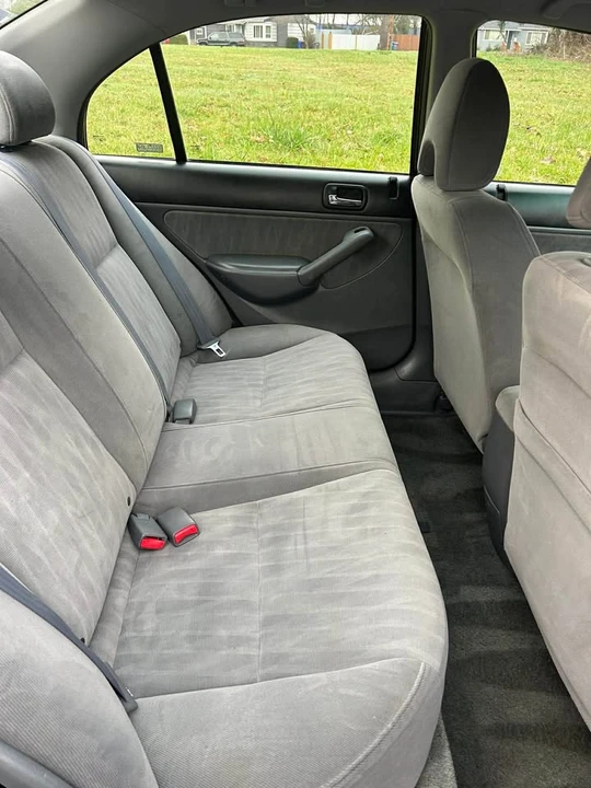 2004 Honda Civic 7th Gen - Image 4 of 8