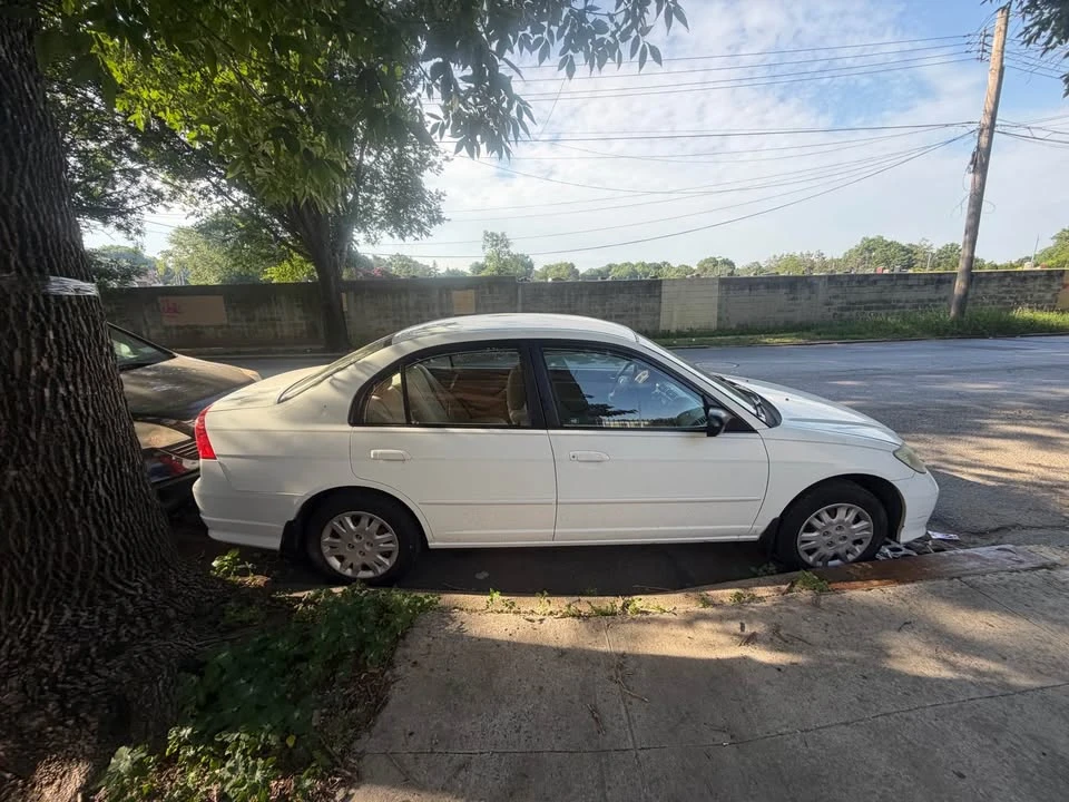 2004 Honda Civic 7th Gen - Image 2 of 7