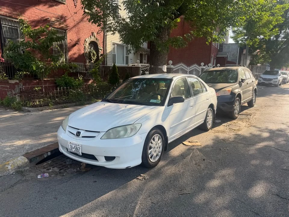 2004 Honda Civic 7th Gen - Image 4 of 7