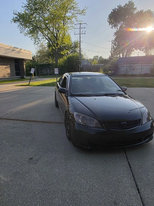 2004 Honda Civic 7th Gen - Image 3 of 8