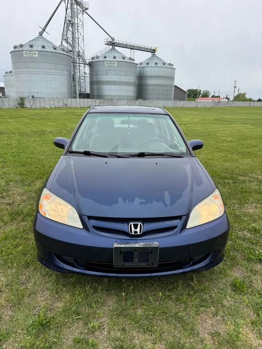 2004 Honda Civic 7th Gen - Image 2 of 17