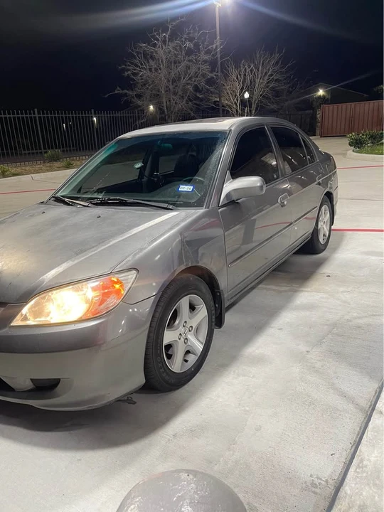 2004 Honda Civic 7th Gen - Image 2 of 5
