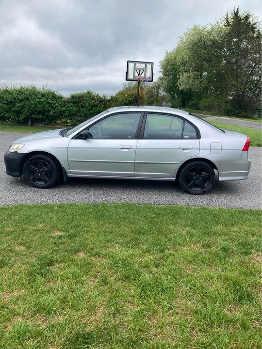 2004 Honda Civic 7th Gen - Image 2 of 6