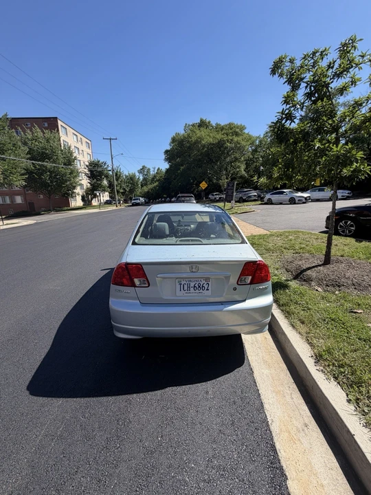 2004 Honda Civic 7th Gen - Image 2 of 5