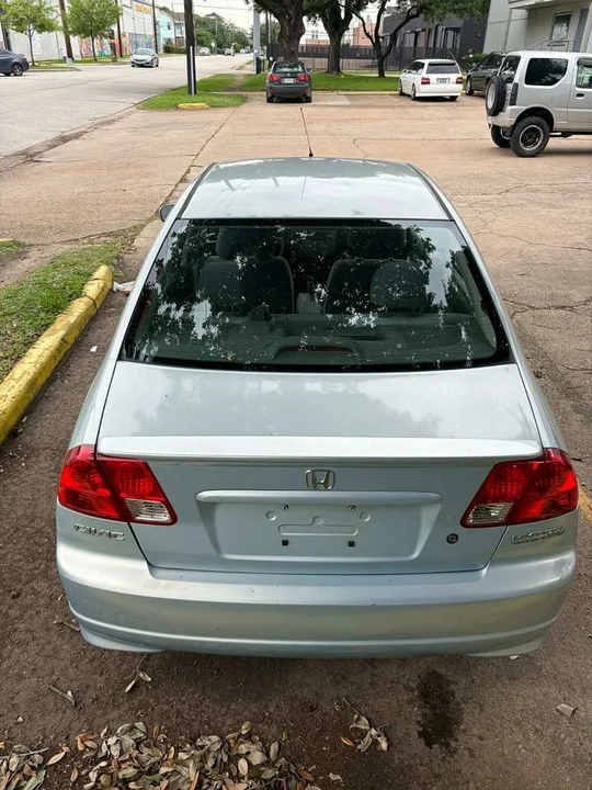 2004 Honda Civic 7th Gen - Image 4 of 12