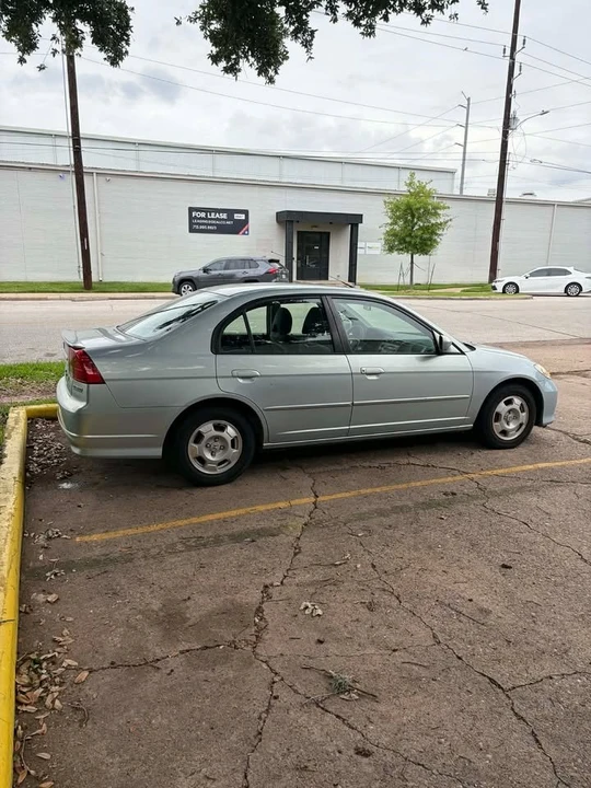 2004 Honda Civic 7th Gen - Image 2 of 12