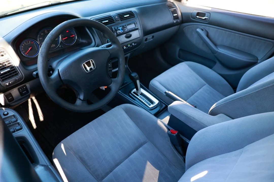 2004 Honda Civic 7th Gen - Image 4 of 12