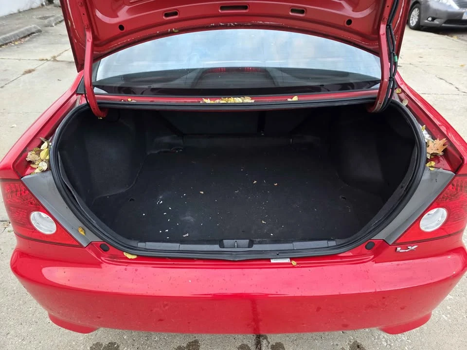 2004 Honda Civic 7th Gen - Image 8 of 11
