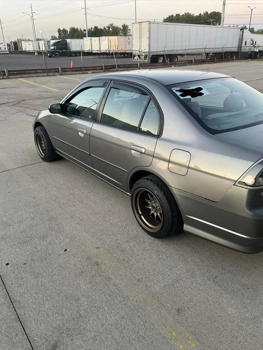2004 Honda Civic 7th Gen - Image 3 of 3