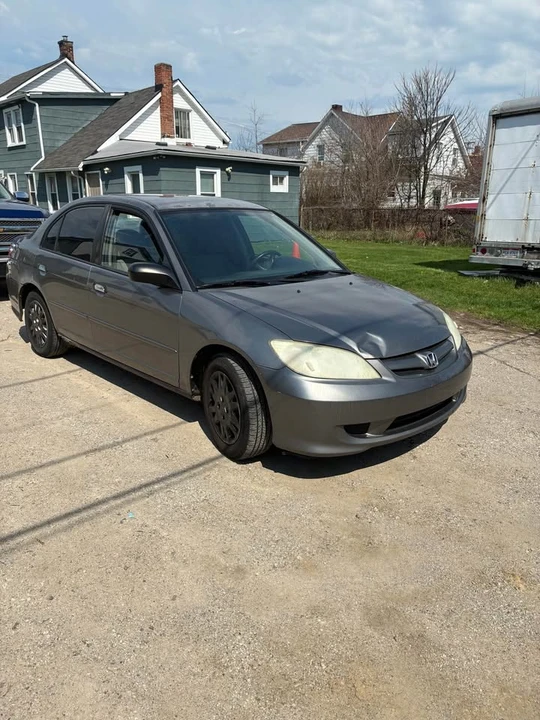 2004 Honda Civic 7th Gen - Image 2 of 5