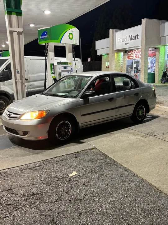 2004 Honda Civic 7th Gen - Image 3 of 15