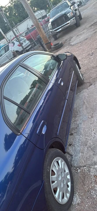 2004 Honda Civic 7th Gen - Image 4 of 5