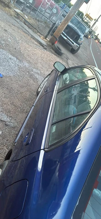 2004 Honda Civic 7th Gen - Image 3 of 5