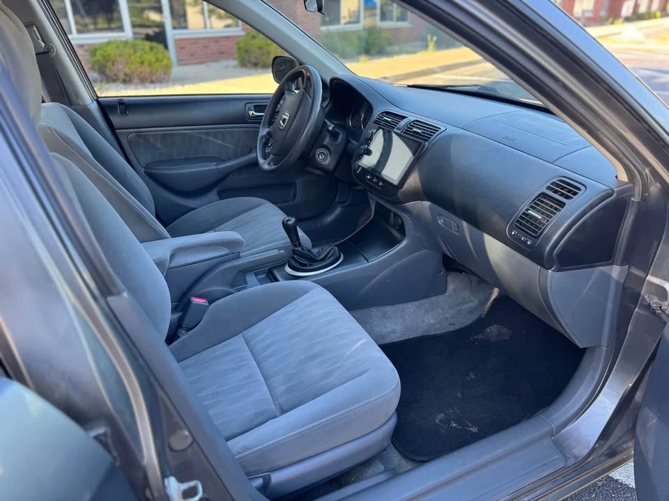 2004 Honda Civic 7th Gen - Image 7 of 12