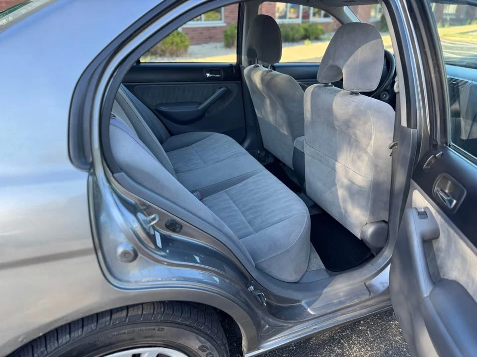 2004 Honda Civic 7th Gen - Image 6 of 12