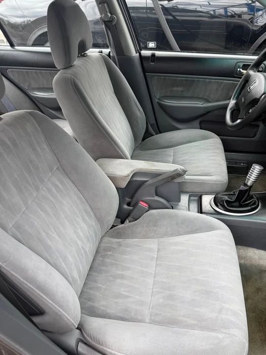 2004 Honda Civic 7th Gen - Image 7 of 13