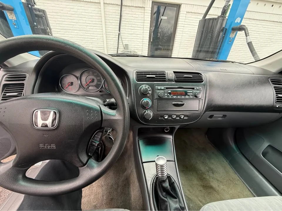 2004 Honda Civic 7th Gen - Image 11 of 13
