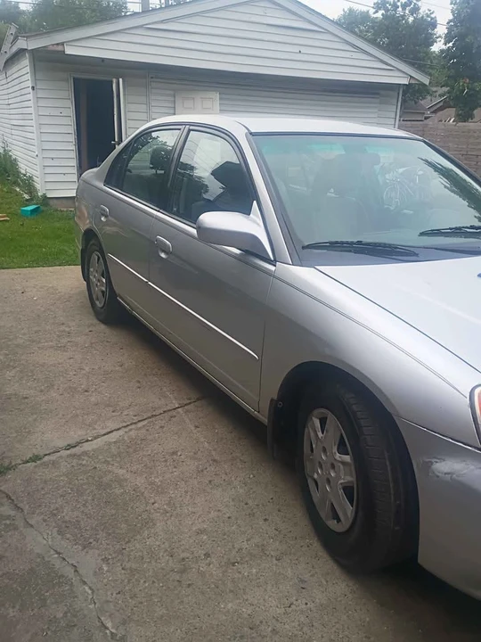 2004 Honda Civic 7th Gen - Image 5 of 9