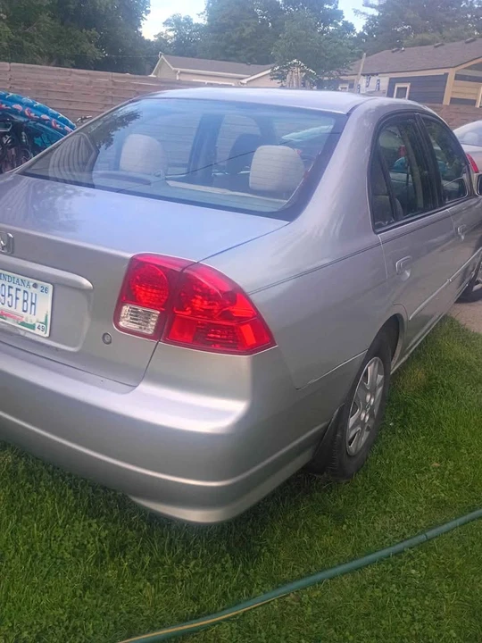 2004 Honda Civic 7th Gen - Image 9 of 9