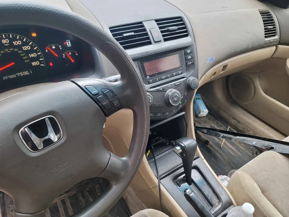 2004 Honda Civic 7th Gen - Image 6 of 7