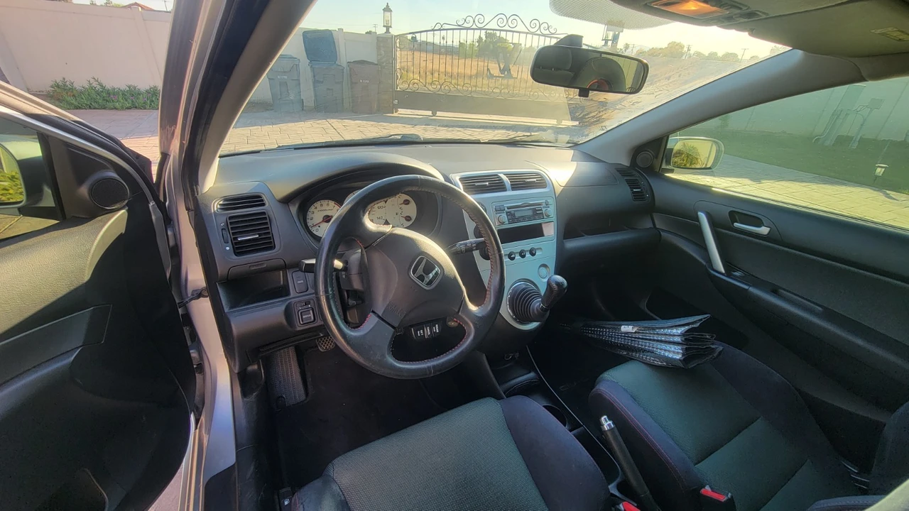 2004 Honda Civic 7th Gen - Image 16 of 21