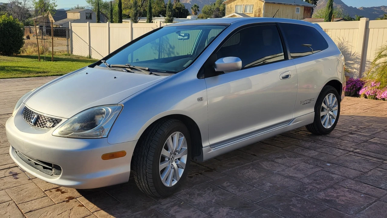2004 Honda Civic 7th Gen - Image 2 of 21