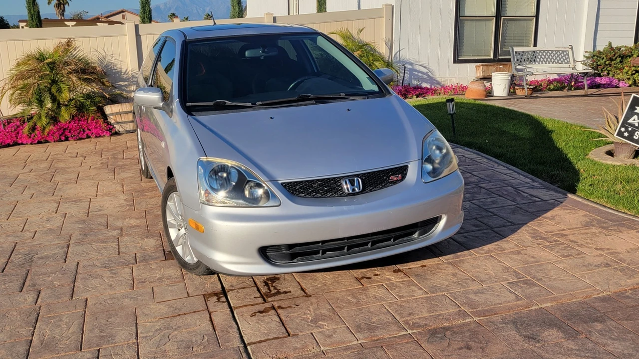 2004 Honda Civic 7th Gen - Image 9 of 21